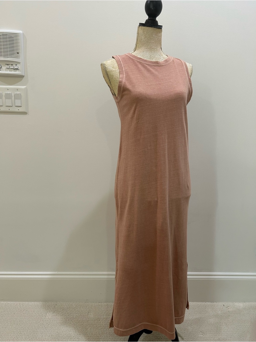 Old Navy Sleeveless Maxi Dress in Dusty Rusty color